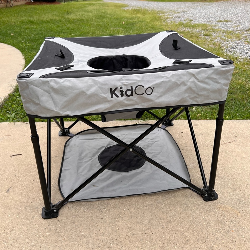 Kid Co Go Pod